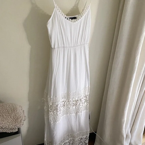Ark & Co White Crochet Maxi Dress Small - Picture 5 of 6